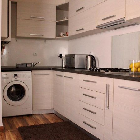 Long House Apartment Brasov Bagian luar foto