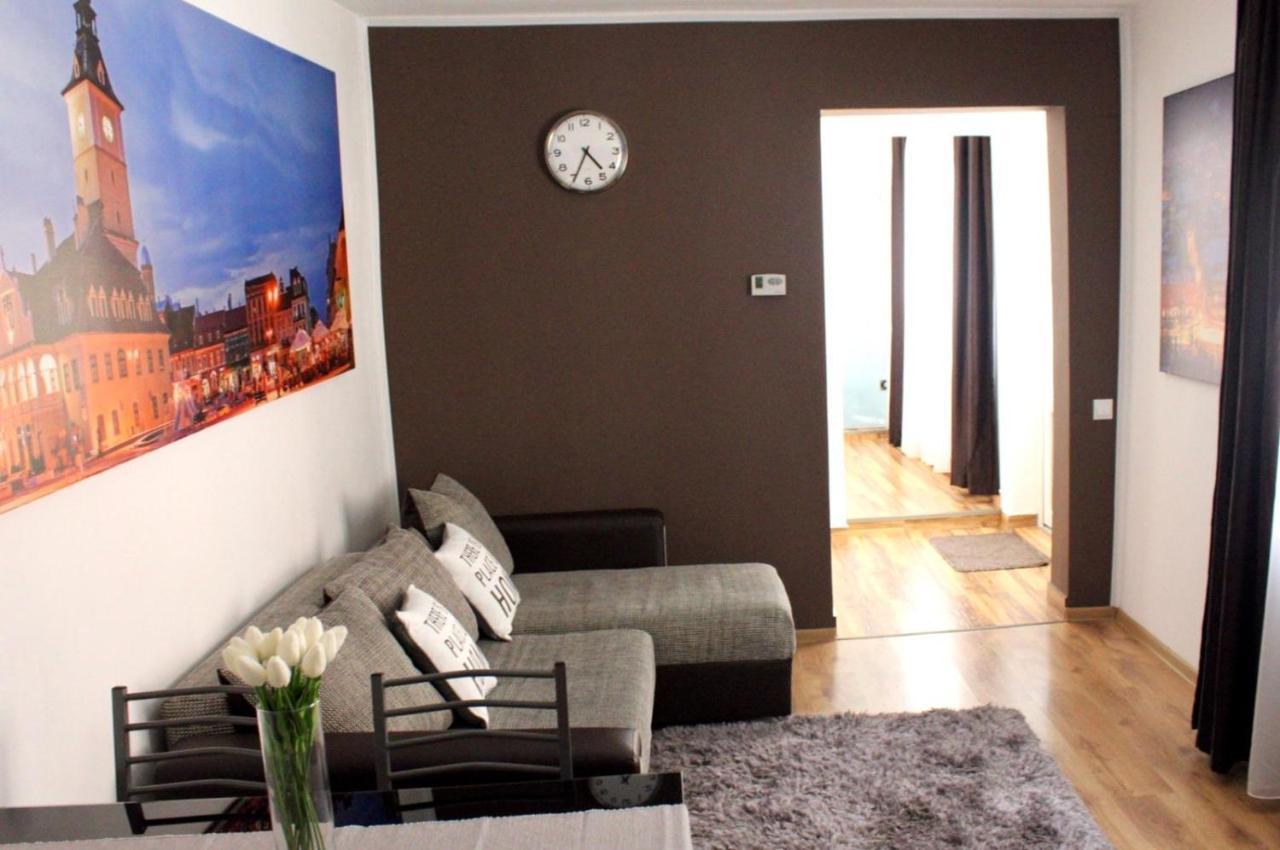 Long House Apartment Brasov Bagian luar foto
